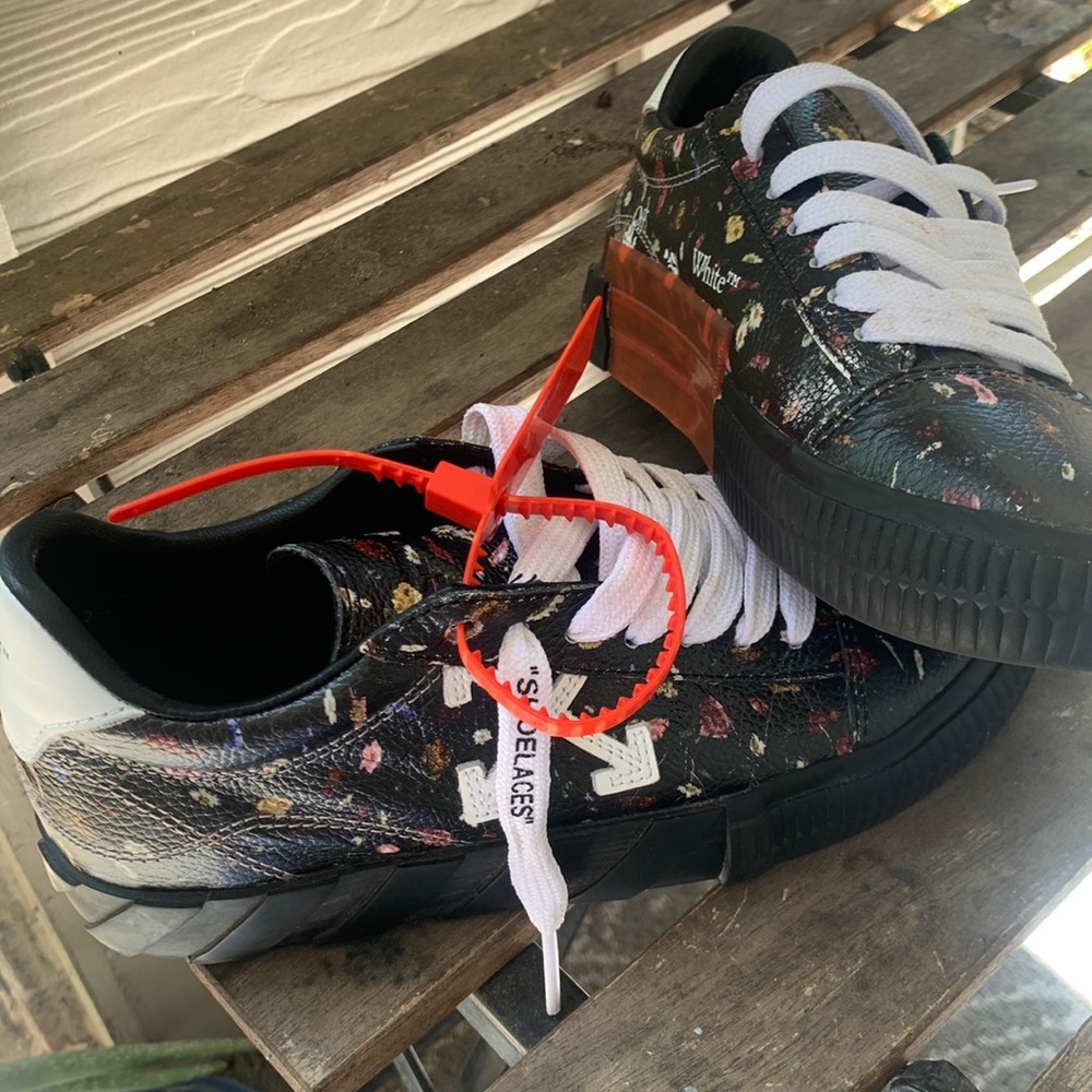 Floral off white Womens sneaker
